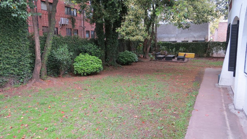 Imagen 20 de 23 de Casa En Venta 8 Ambientes Martinez
