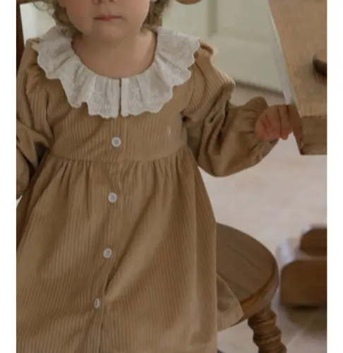 Vestido En Pana Bebe Caramel Con Cuello