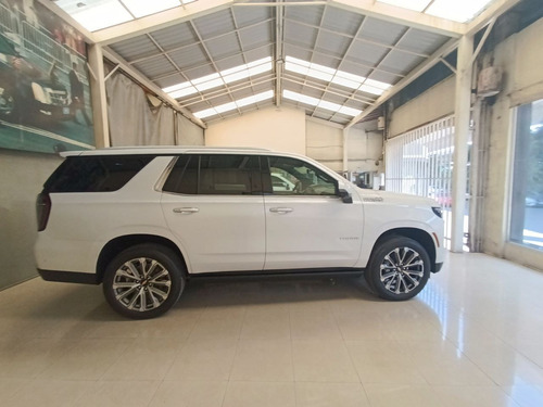Chevrolet Tahoe 6.2 High Country 4x4