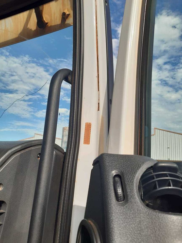 Imagem 13 de 15 de Mercedes Benz Axor 3344