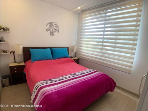 Apartamento En Cedritos(bogota) Rah Co: 25-332