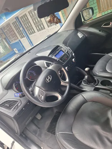 Hyundai TUCSON IX-35 2.0l 4x4