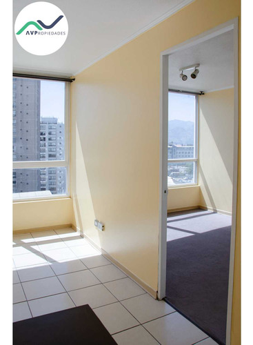 Arriendo Depto 1015 De 1d En Metro Hospitales (94608)