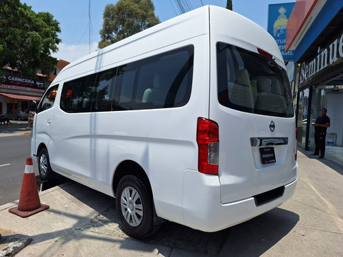 Nissan Urvan 2.5 15 Pas Amplia Aa Mt