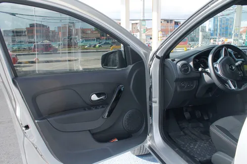 Renault Stepway 1.6 Intens