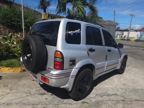 Imagen 6 de 14 de Chevrolet Grand Vitara Sincrónica 4x4