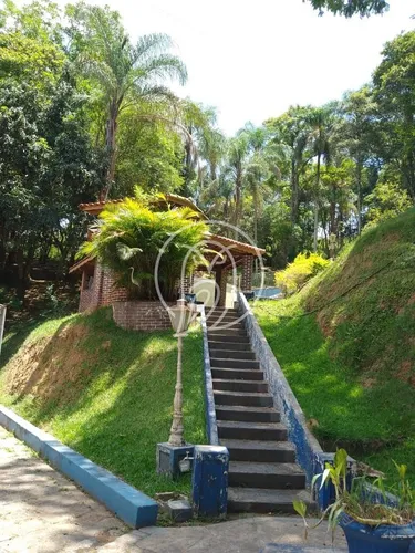 Vende Se Linda Chácara Com Área Total De 10.000m2, Em Mairiporã, São Paulo.