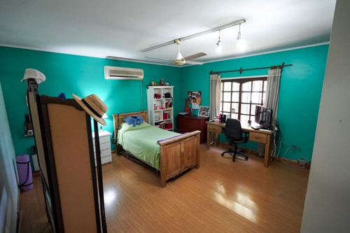 Imagen 19 de 30 de Venta , Casa Con Parque Y Pileta Parque Leloir, Ituzaingo