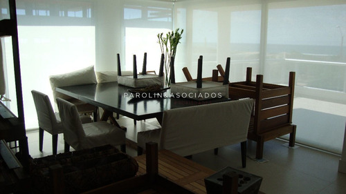 Imagen 2 de 29 de Venta De Apartamento De 3 Dormitorios En Playa Brava.