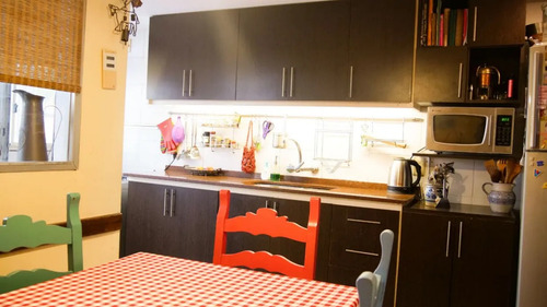 Precioso Apartamento En Excelente Zona De Malvin. Vista Al Mar Conterraza Al Frente. Liv Com, 3 Dorm. 2 Baños, Garage, Cocina Con Estar Integrado Gym, Piscina, Barbacoa, Vig 24hs