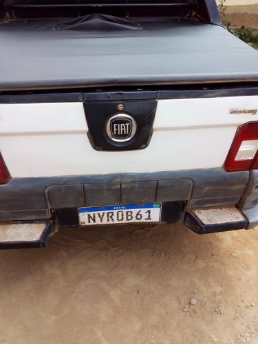Imagem 4 de 15 de Fiat Strada 2011 1.4 Working Cab. Dupla Flex 2p