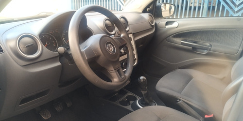 Imagem 7 de 9 de Volkswagen Voyage 2016 1.6 Msi Trendline Total Flex 4p
