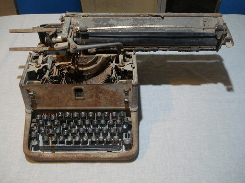 Máquina Escribir ( Solo Para Adorno )