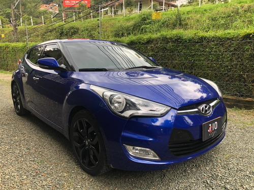 Imagen 2 de 10 de Hyundai Veloster 2013 1.6 Coupe