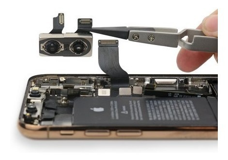 Reparación De Placa De iPhone XS - Xs Max De Cámaras