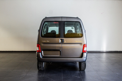 Imagen 7 de 17 de Citroën Berlingo Multispace Xtr Hdi 2022 0km