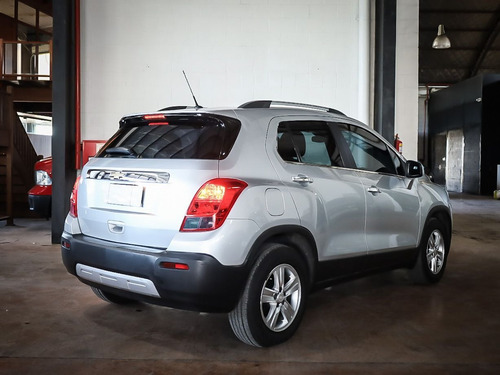 Imagen 8 de 14 de Chevrolet Tracker 2015 1.8 Ltz Fwd Mt 140cv