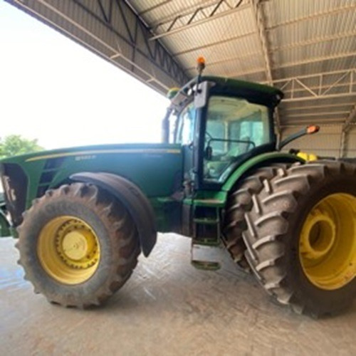 Trator Jonh Deere 8220 R Ano 2010