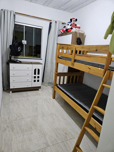 Alugo Casa C/contrato Curto De 6 Meses A Um Ana.