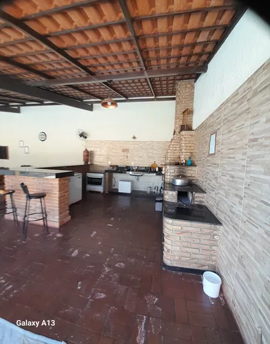 Oportunidade, Linda Casa Plana, Perto De Todo Tipo De Comérc