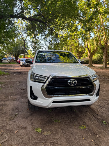 Toyota Hilux Pick-up 2.8 Cd Srv 177cv 4x2 At