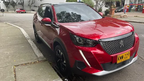 Peugeot 2008 1.2 Allure