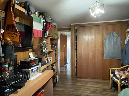 Amplia Casa En Las Condes - Calle Lolco. 228/ 258 Mt2
