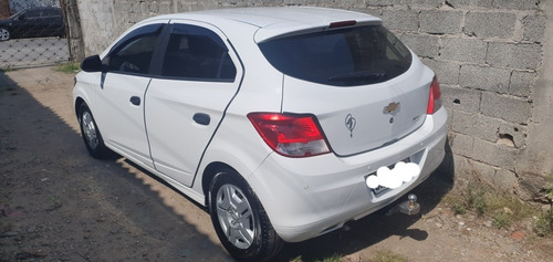 Imagem 12 de 15 de Chevrolet Onix 2017 1.0 Joy 5p