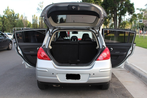 Nissan Tiida Tekna 1.8 6mt