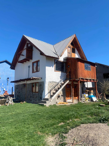 Cabañas En Construcción En Caviahue, Neuquén.