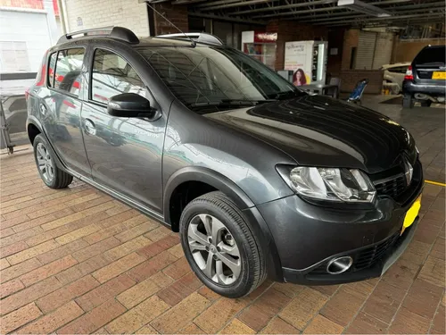 Renault Stepway 1.6 Intense Automática