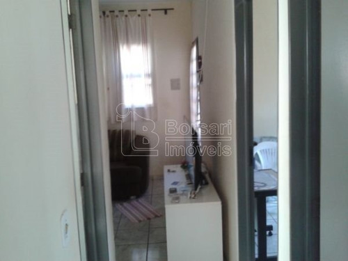 Imagem 5 de 6 de Venda De Casas / Padrão Na Cidade De Araraquara 5055