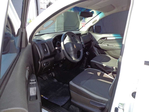 Imagem 9 de 10 de Chevrolet S10 2017 2.5 Advantage Cab. Dupla 4x2 Flex 4p