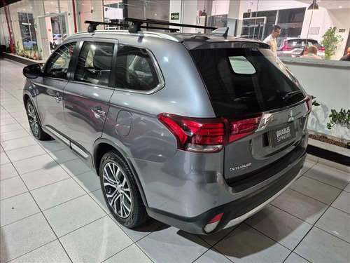 Mitsubishi Outlander 3.0 gt 4x4 v6 24v Gasolina 4p Automático