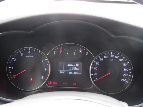 Kia Carens 2.0 Suv Ex