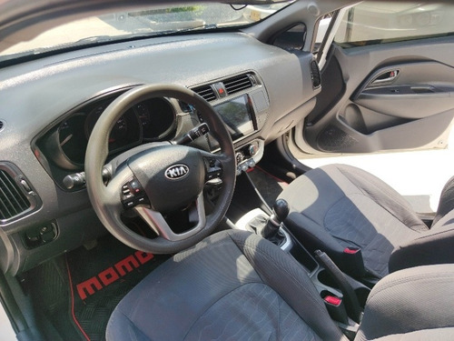 Kia Rio 2014 1.4 4 P