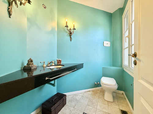 Importante Casa En Venta - Barrio Privado Las Victorias