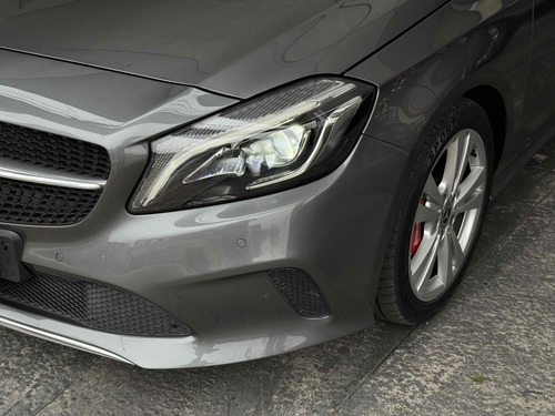 Mercedes-Benz A 200 1.6 TURBO 16V FLEX 4P AUTOMÁTICO