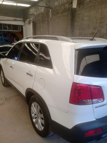 Imagem 2 de 4 de Kia Sorento 3.5 V6 Gasolina Ex 7l Awd Automatico