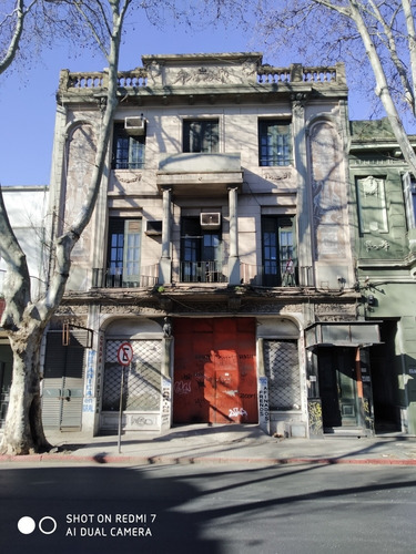 Local Con Vivienda I Y Oficinas !!!!