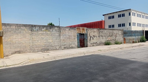 196085 Am* Venta De Terreno Comercial En Flor Amarillo Valencia