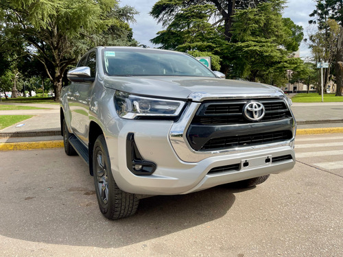 Toyota Hilux Pick-Up 2.8 Cd Srv 204Cv 4X2
