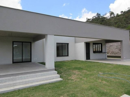 Casa A Venda No Quintas Do Morro - 510 M² - Bcp97