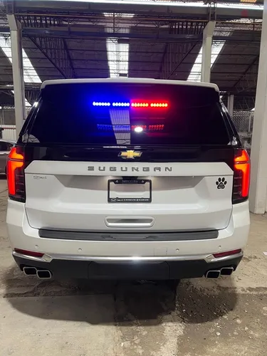 Chevrolet Suburban 6.2 High Country 4X4 At