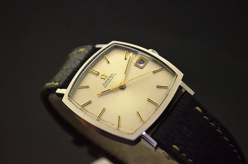 Omega Square Case Automatic - 100% Original - Um Charme