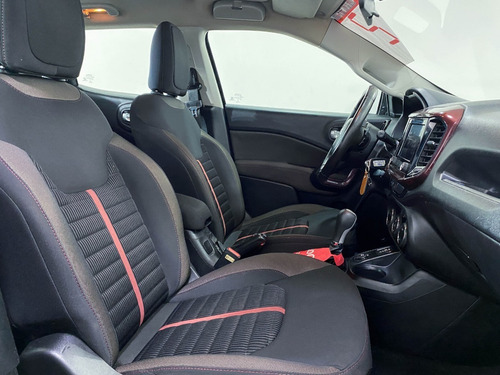 Imagem 18 de 20 de Fiat Toro