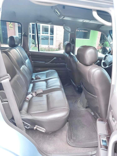 Imagen 11 de 13 de Toyota Autana 4x4 Automática