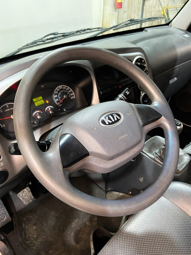 Imagem 4 de 6 de Kia Bongo C/ Baú + Cabine Suplementar 2018