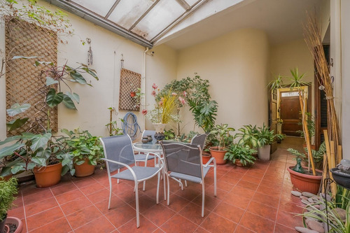 Venta Ph Tipo Casa 4 Ambientes Colegiales Cochera Y Patio