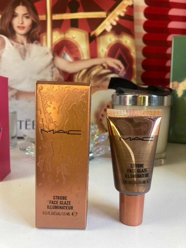 Iluminador En Crema Mac Strobe Face Glaze Illuminating